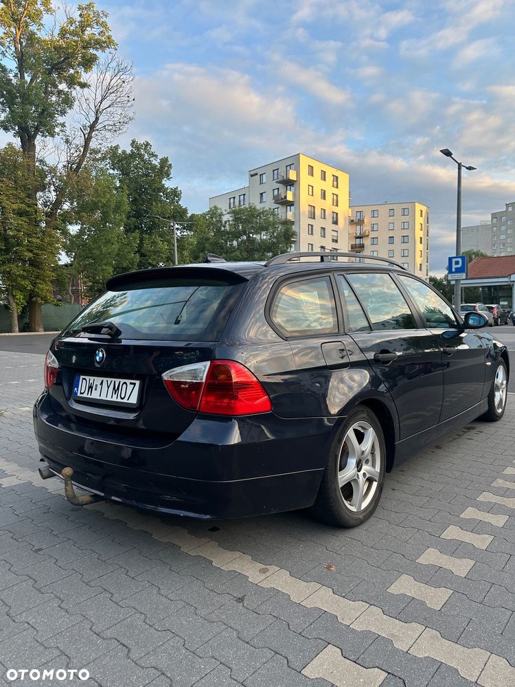 BMW Seria 3 320d - 12