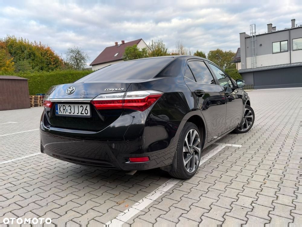 Toyota Corolla - 37