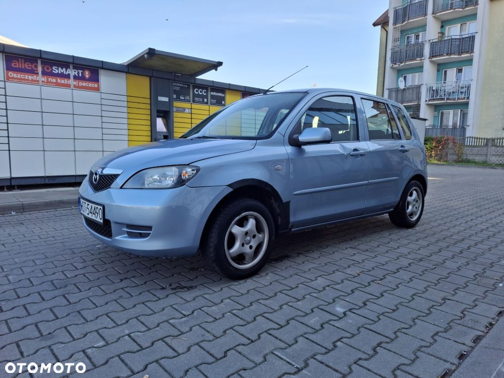 Mazda 2 - 3