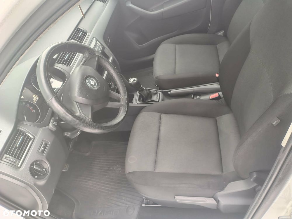 Skoda RAPID 1.4 TDI DPF Active - 6