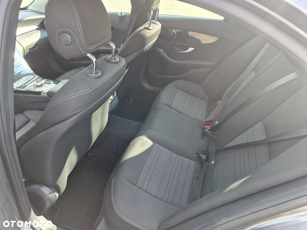 Mercedes-Benz Klasa C 220 d 9G-TRONIC Avantgarde - 13