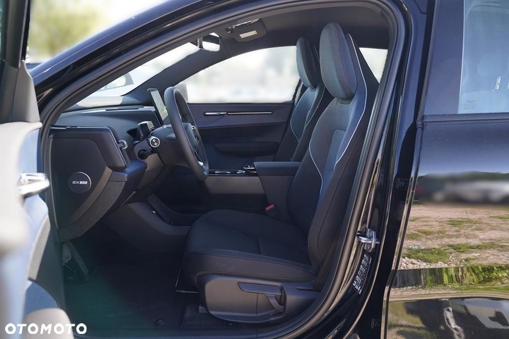 Volvo EX30 69kWh Single Motor Long Range Ultra - 11