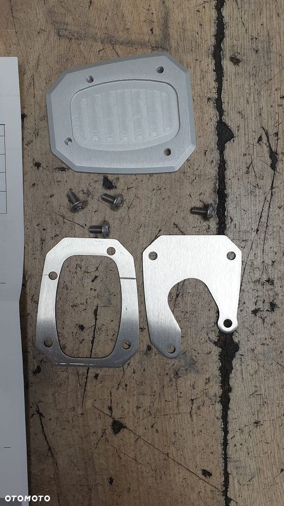 Poszerzenie stopki Givi ES1192 Honda NC750X - 2