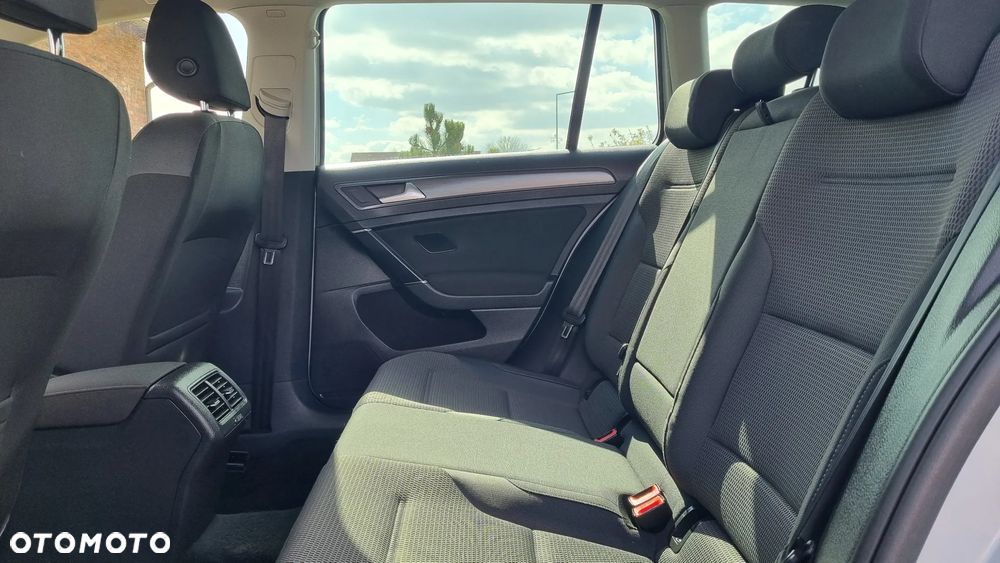 Volkswagen Golf 2.0 TDI (BlueMotion Technology) Comfortline - 27