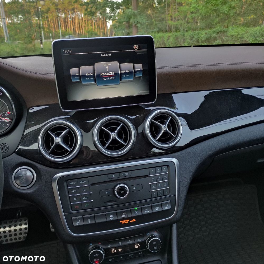 Mercedes-Benz CLA AMG 45 4-Matic - 29