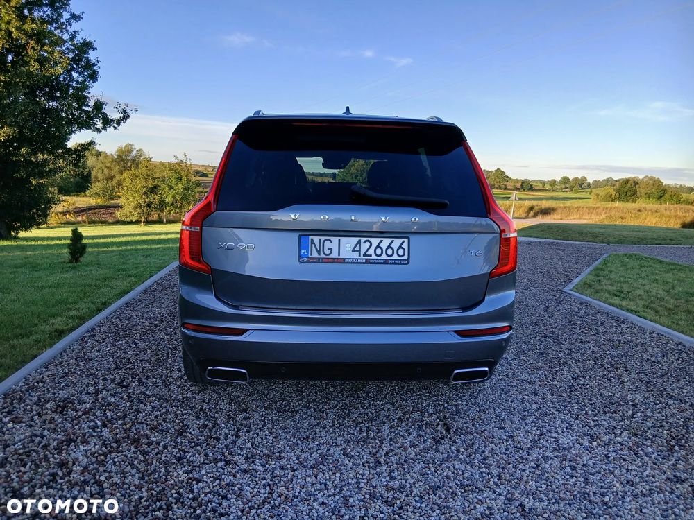 Volvo XC 90 - 4