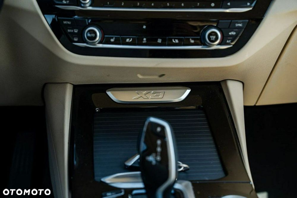 BMW X3 xDrive20i - 26