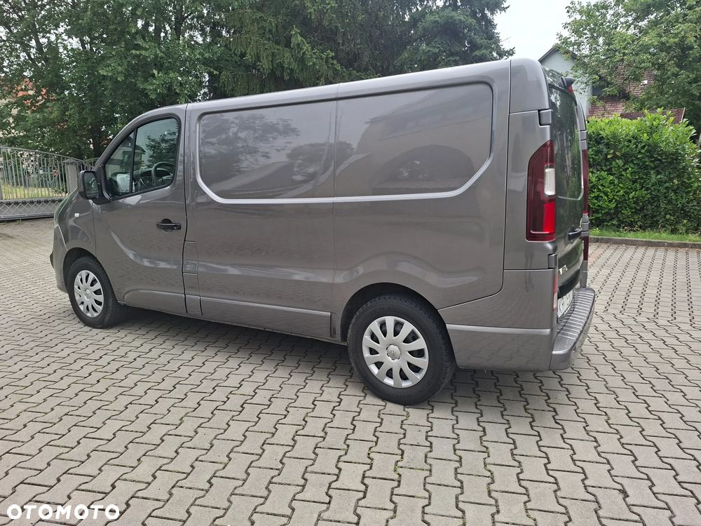 Opel Vivaro - 5
