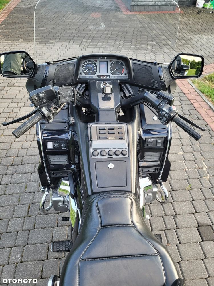 Honda GL - 9