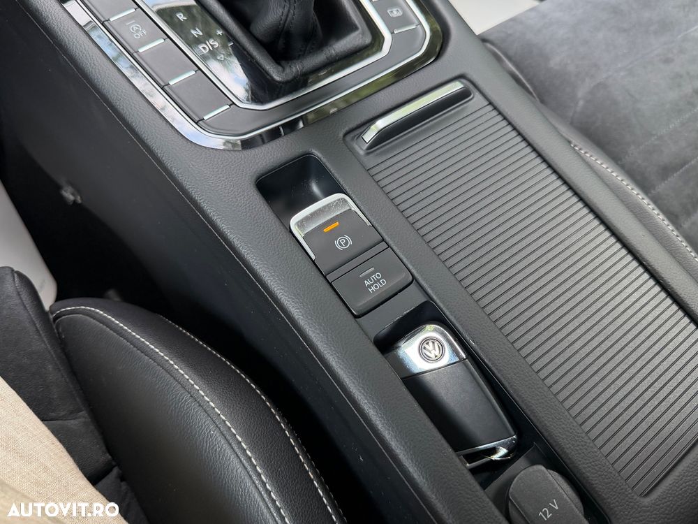 Volkswagen Passat 2.0 TDI DSG Highline - 21