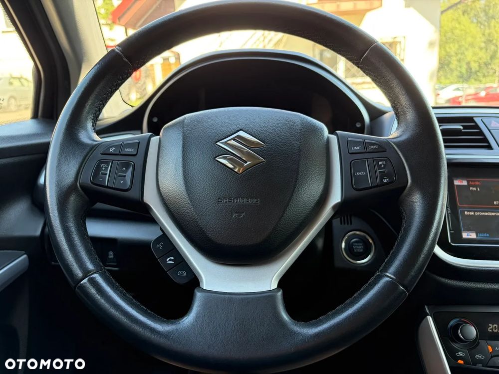 Suzuki SX4 S-Cross 1.0 T Premium - 19