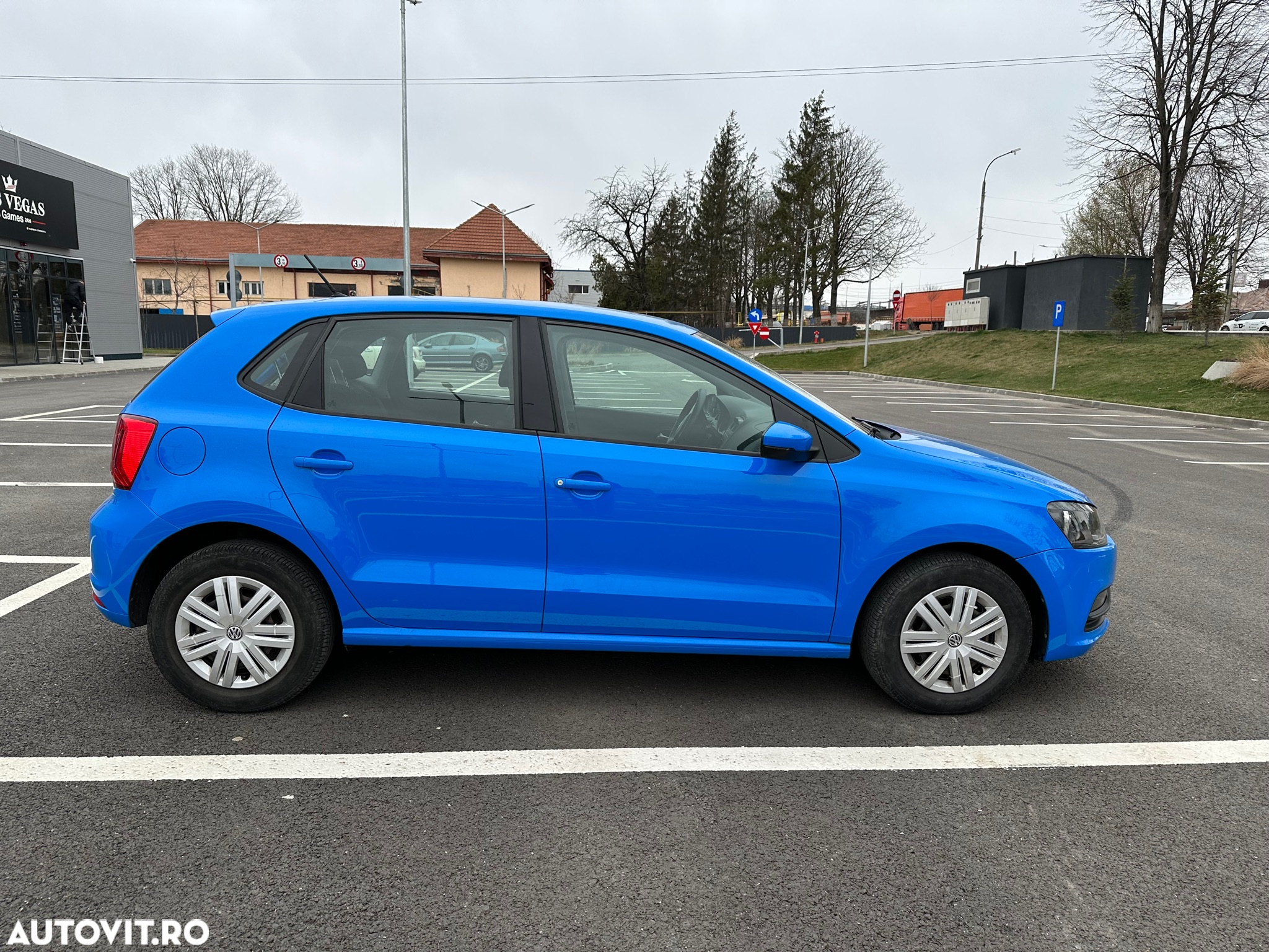 Volkswagen Polo 1.0 Trendline - 2