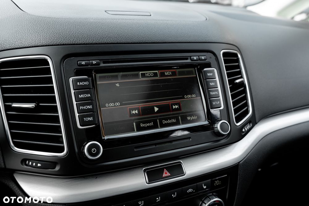 Volkswagen Sharan 2.0 TDI Highline DSG - 36