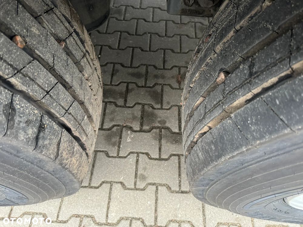 Krone Chłodnia ,Doppelstock , Carrier Vector 1550 - 28