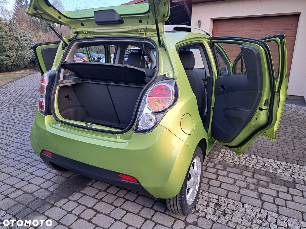 Chevrolet Spark 1.2 LS+ - 33