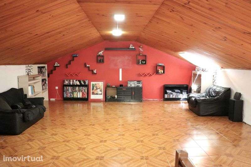 Moradia T3 Unifamiliar - Grande imagem: 2/12