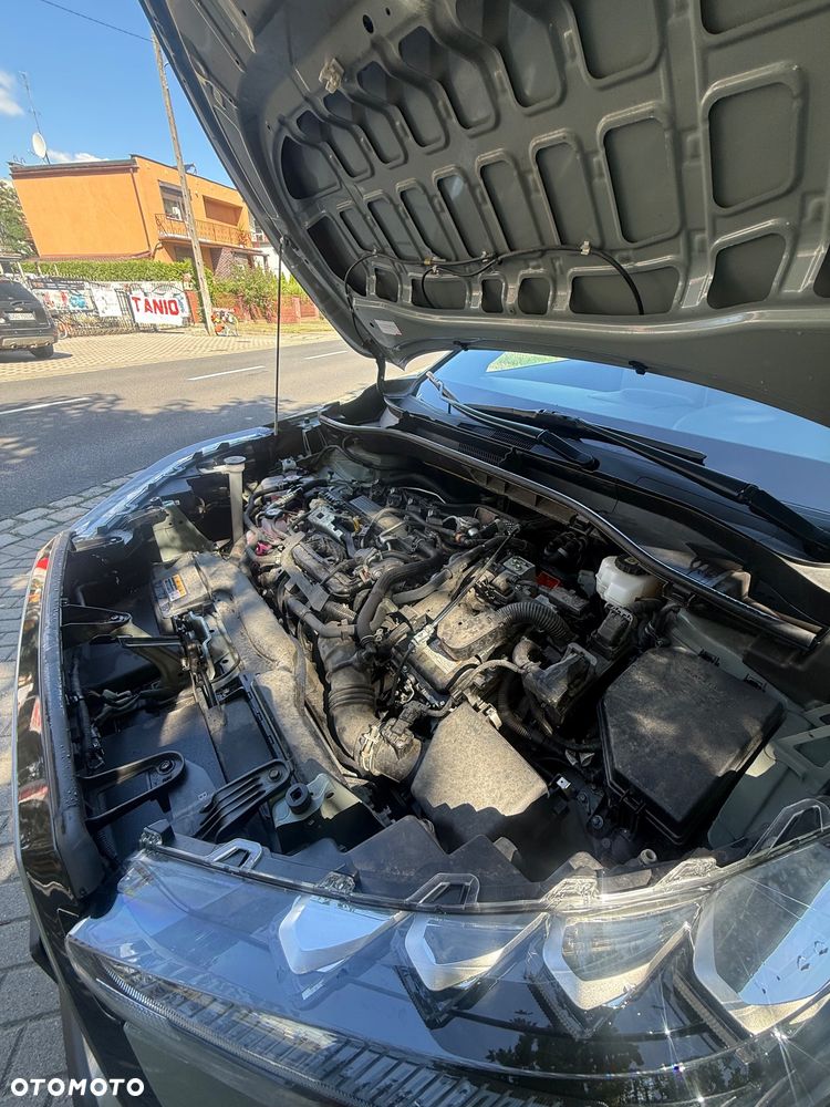 Toyota Corolla Cross 2.0 Hybrid Style - 17