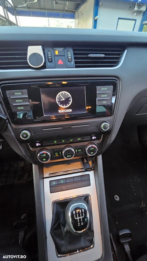 SKODA Octavia 2014 — imagine 13