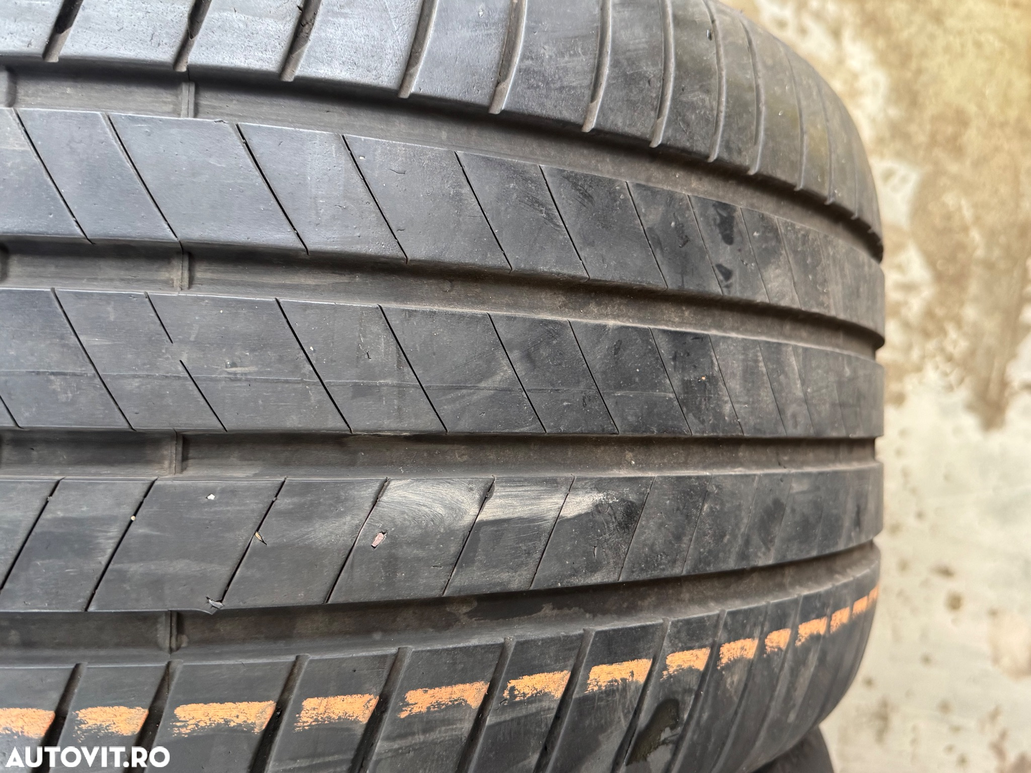 Vând 4 anvelope 295/40/21 bridgestone de vară ca noi - 5