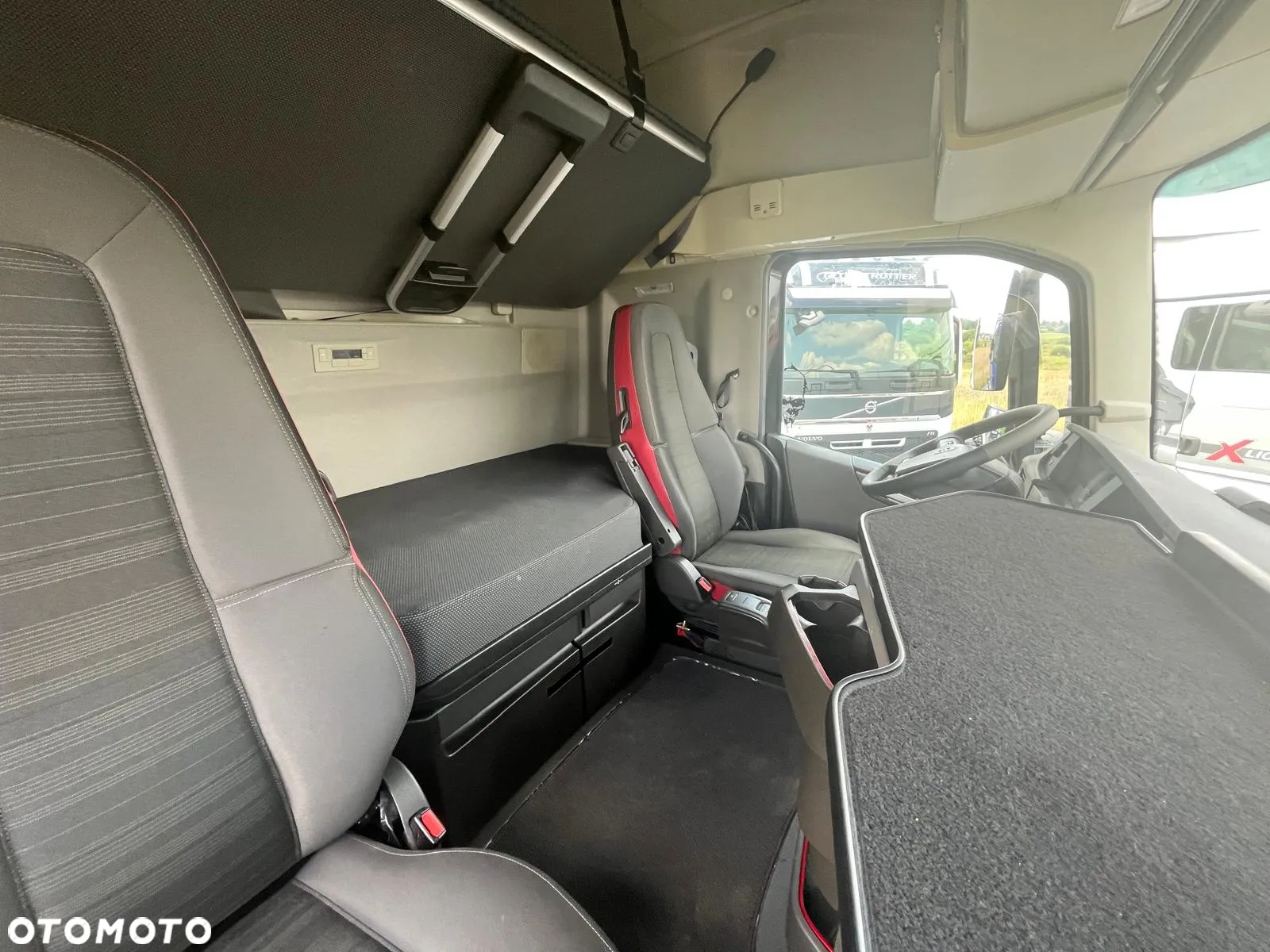 Volvo FH500 / 2021 / NISKI PRZEB / LEKKI 7000 kg / SPROWADZONY Z NIEMIEC - 21