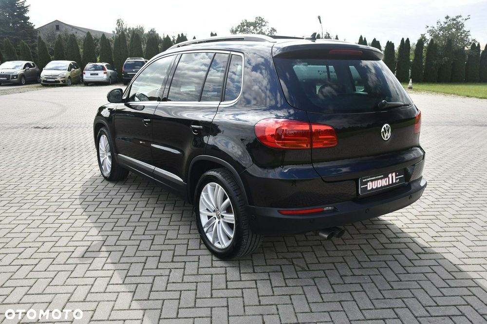 Volkswagen Tiguan - 11
