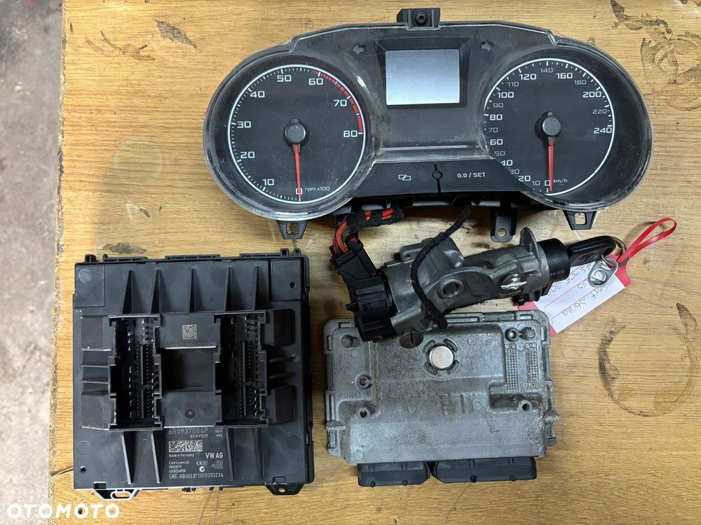 SEAT IBIZA IV 4 1.2 KOMPUTER STARTOWY ZESTAW STARTOWY IMO 03E906019AM - 1