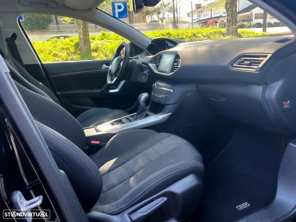 Peugeot 308 SW BlueHDi 120 EAT6 Stop & Start Allure - 9