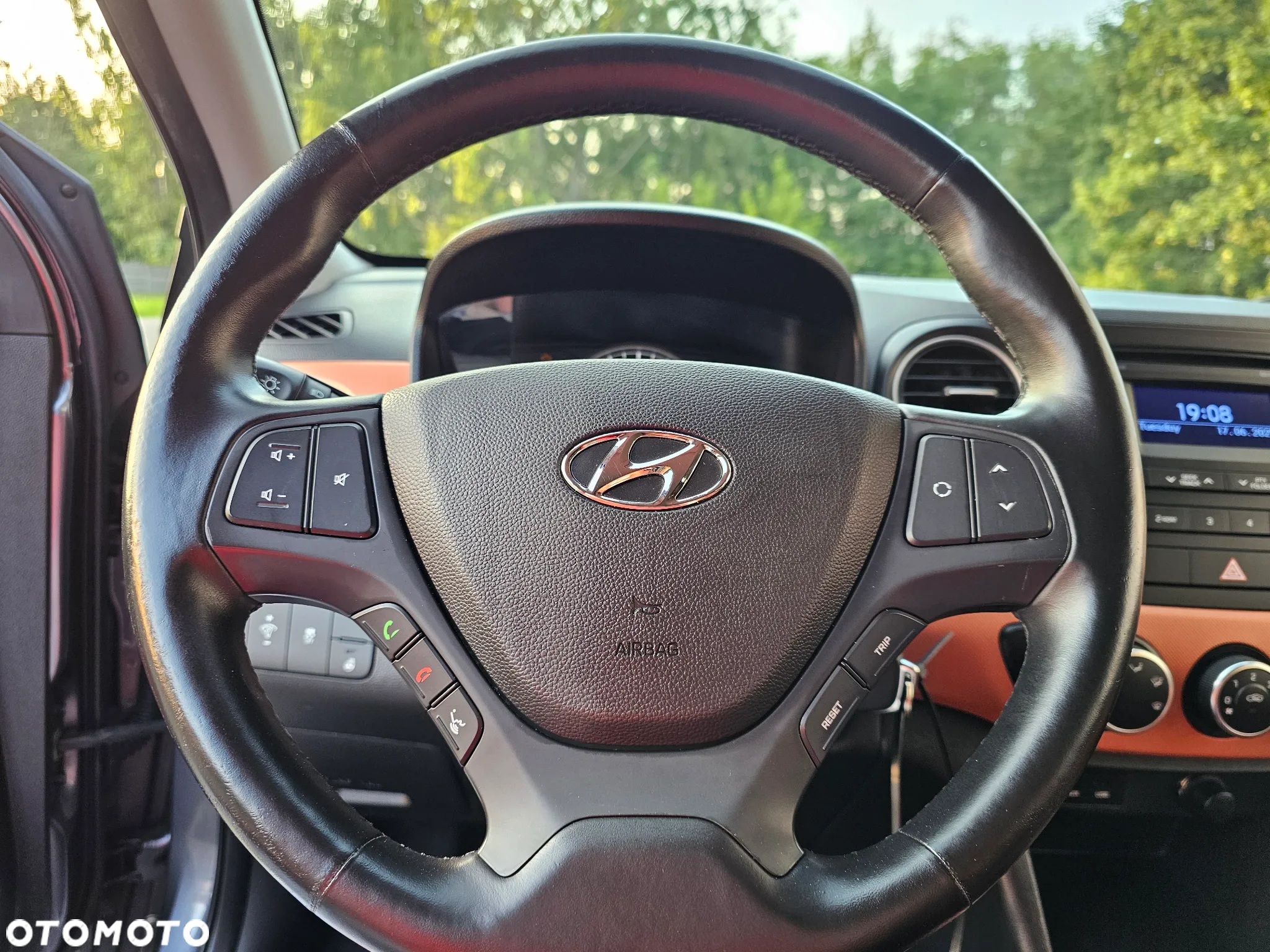 Hyundai i10 1.2 Intro Edition - 12