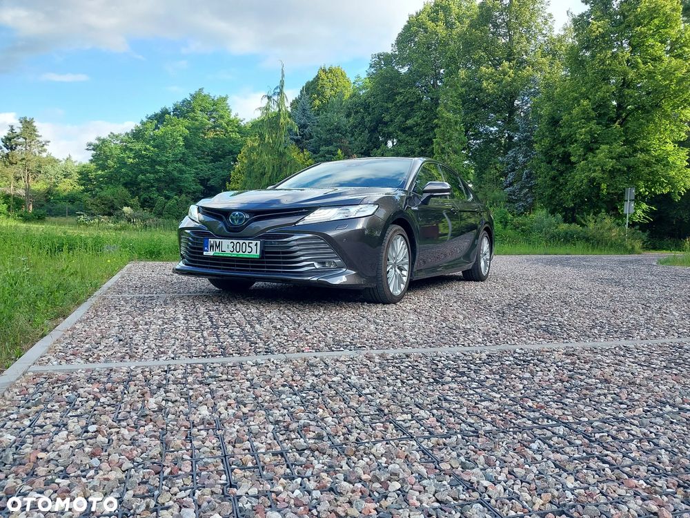 Toyota Camry - 8