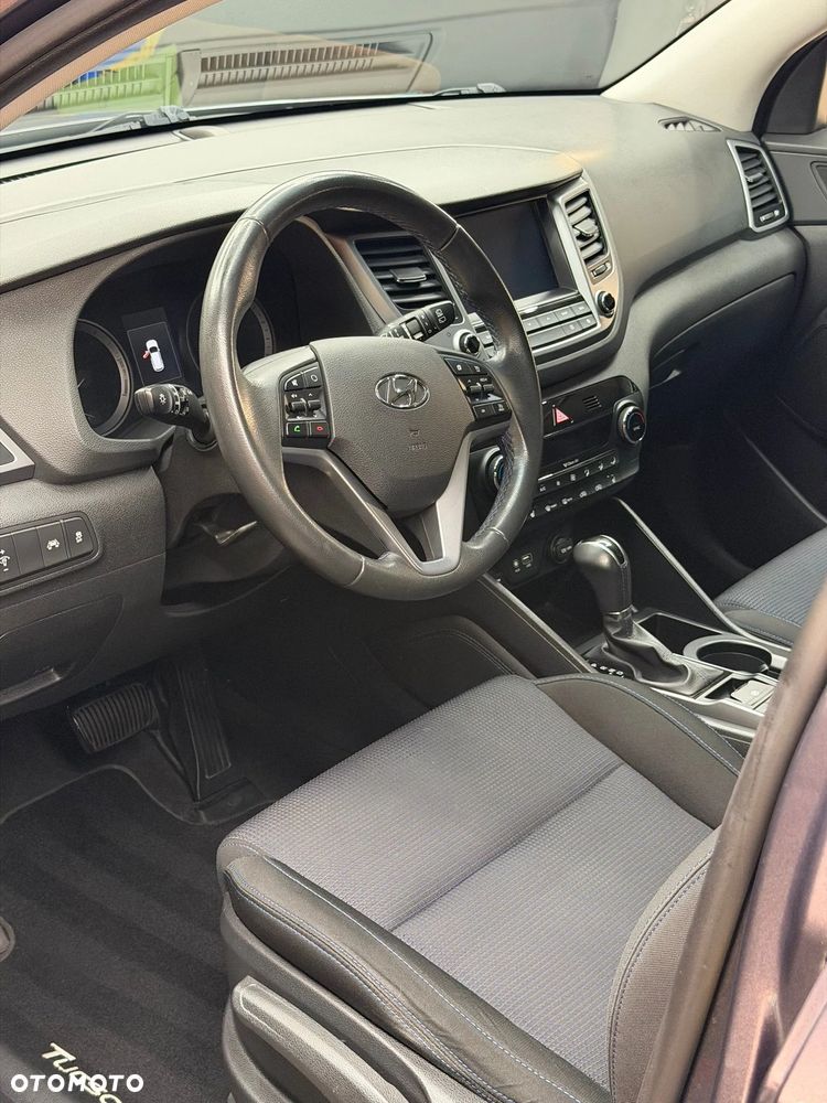 Hyundai Tucson 2.0 CRDi 4WD Automatik Style - 19