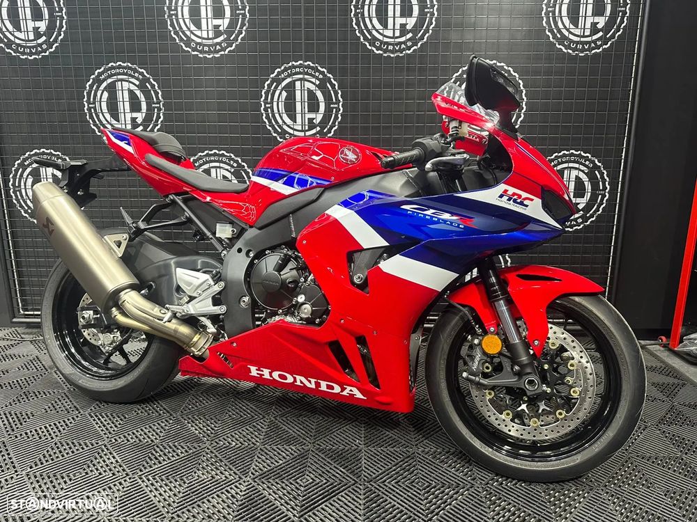 Honda CBR 1000RR-R FIREBLADE - 1