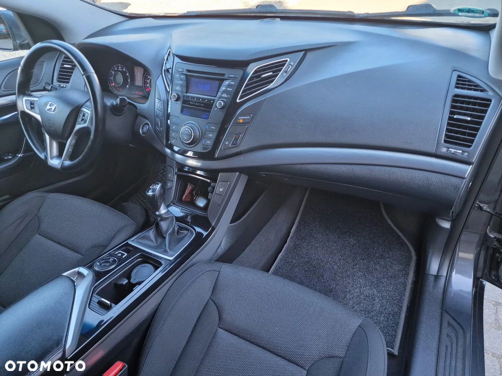 Hyundai i40 i40cw 1.6 Fifa World Cup Edition - 19