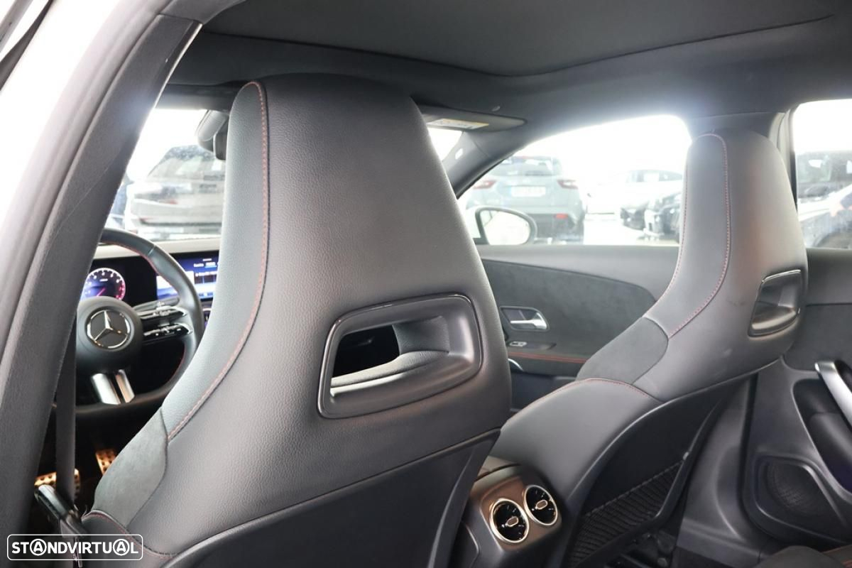 Mercedes-Benz A 200 - 23