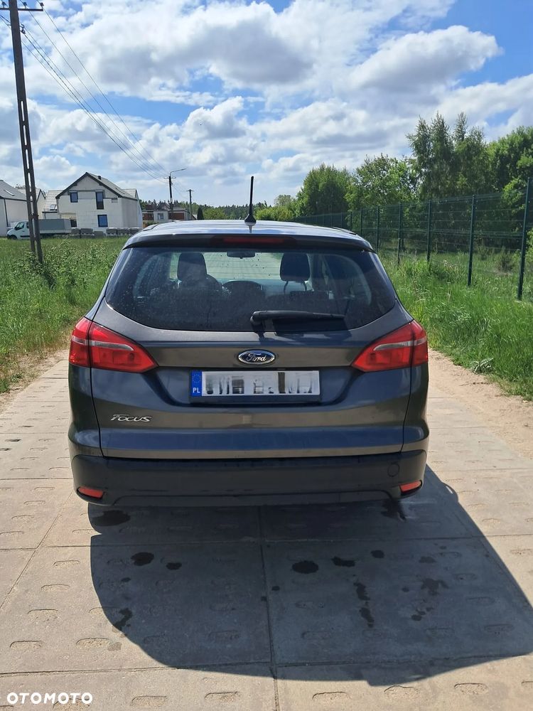 Ford Focus 1.5 TDCi Trend - 9