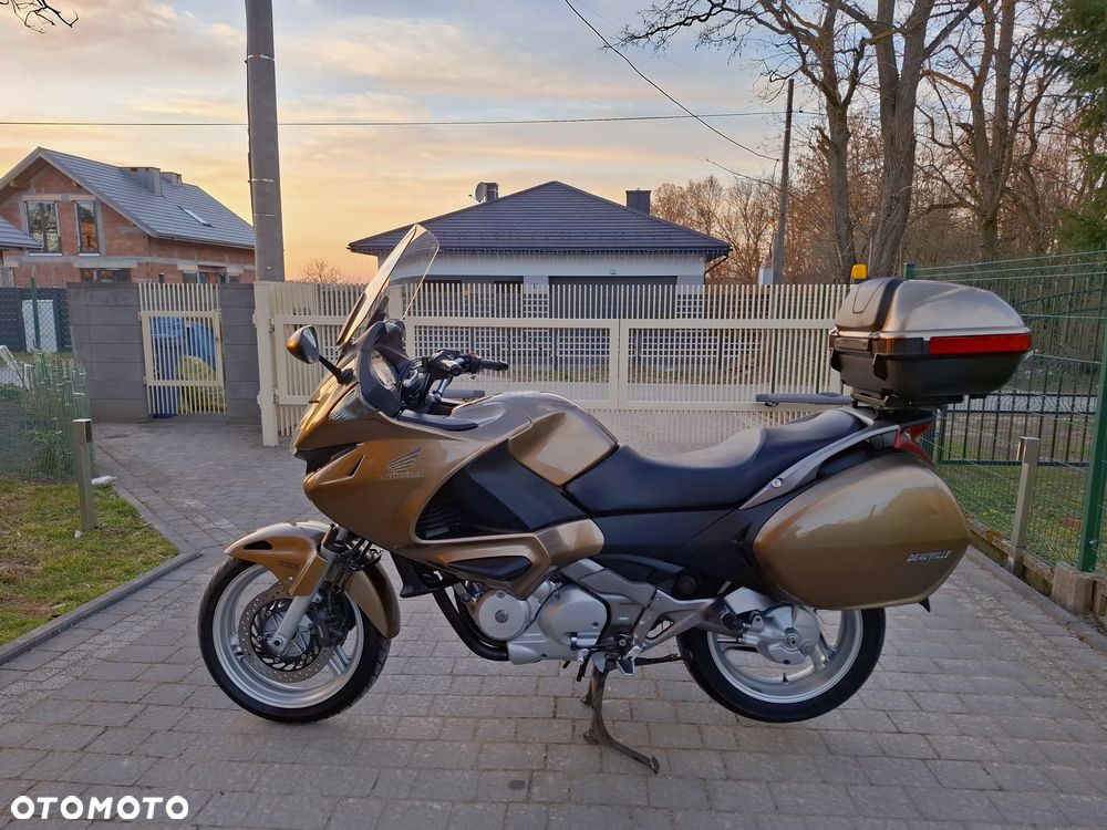 Honda Deauville - 14