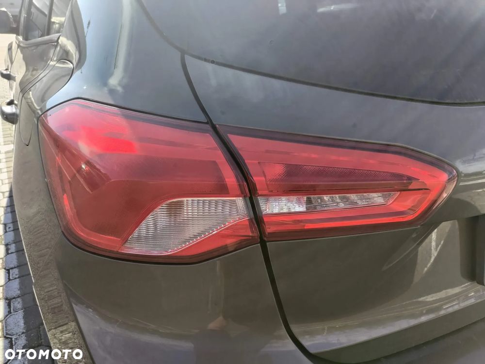 Ford Focus - 13