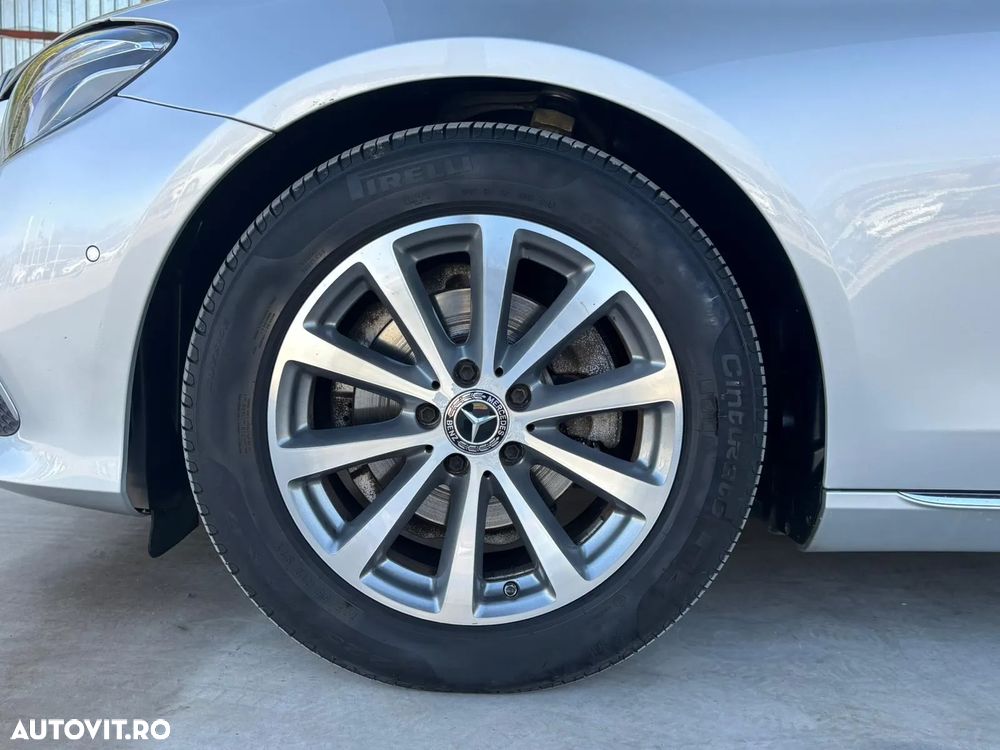 Mercedes-Benz E 200 d T 9G-TRONIC - 39