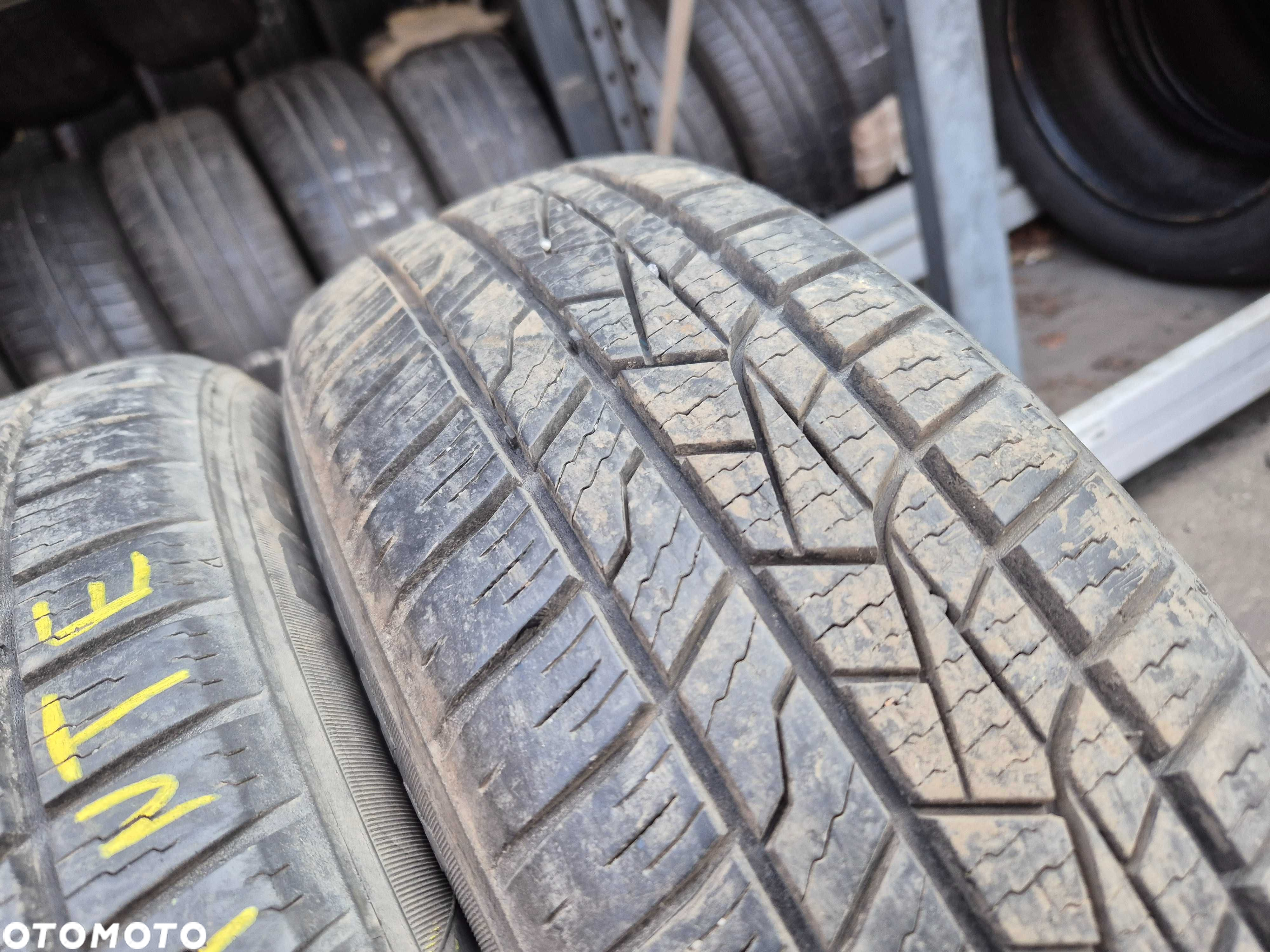 Całoroczne Delinte AW5 165/70r13 79T 6mm N2882 - 7