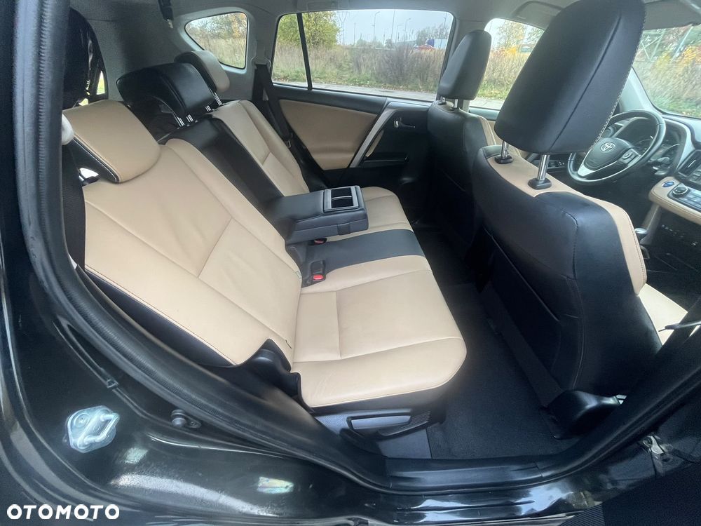 Toyota RAV4 - 39