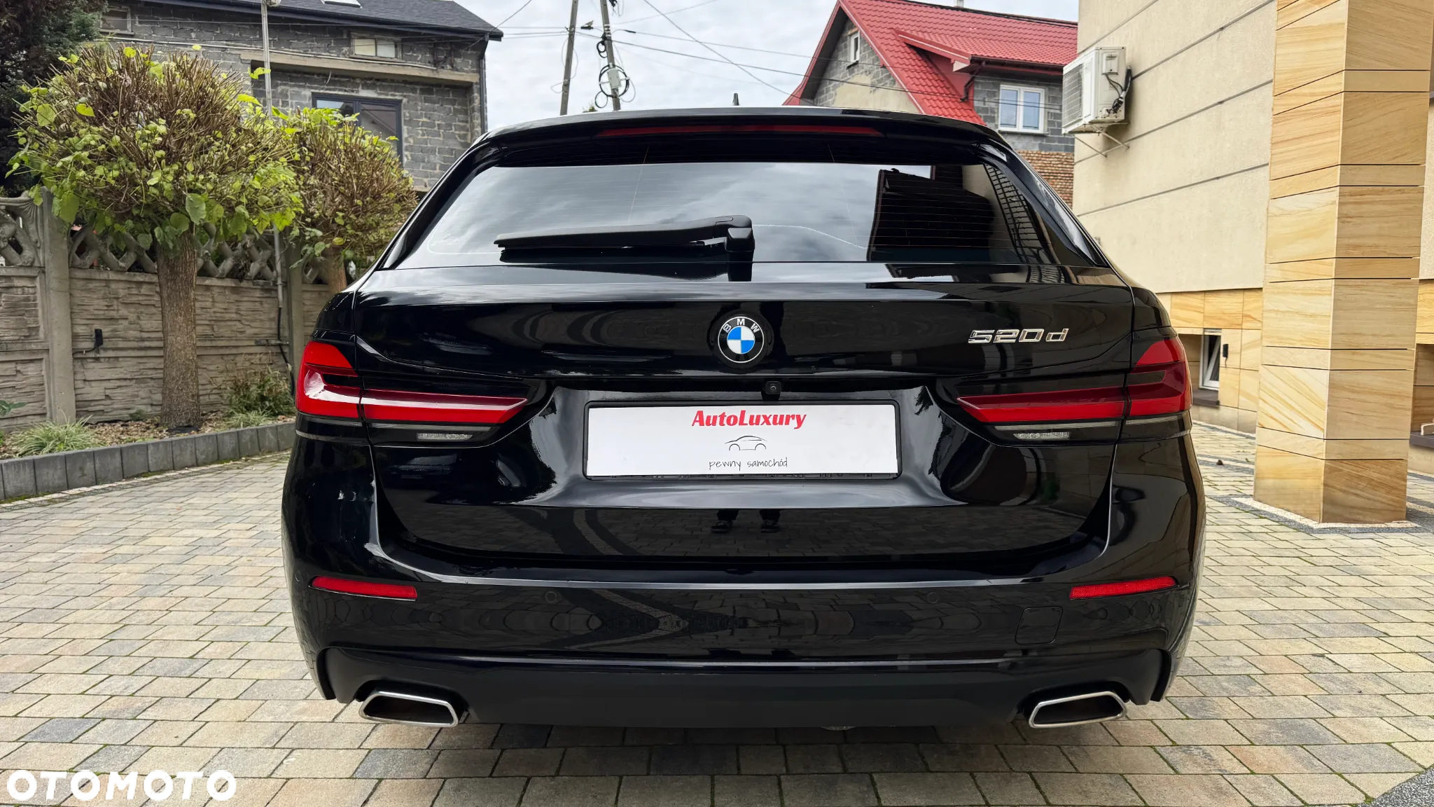 BMW Seria 5 520d Sport Line - 9