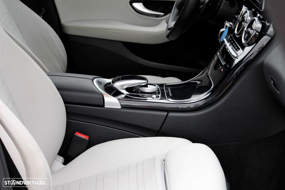 Mercedes-Benz C 200 d Avantgarde Aut. - 23