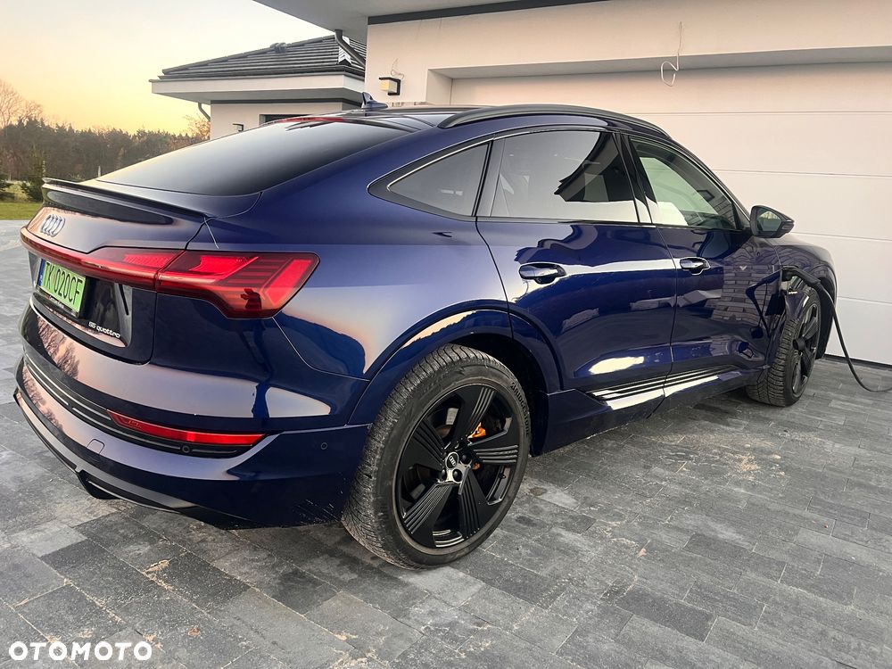 Audi Q8 Sportback e-tron 55 quattro S line - 2