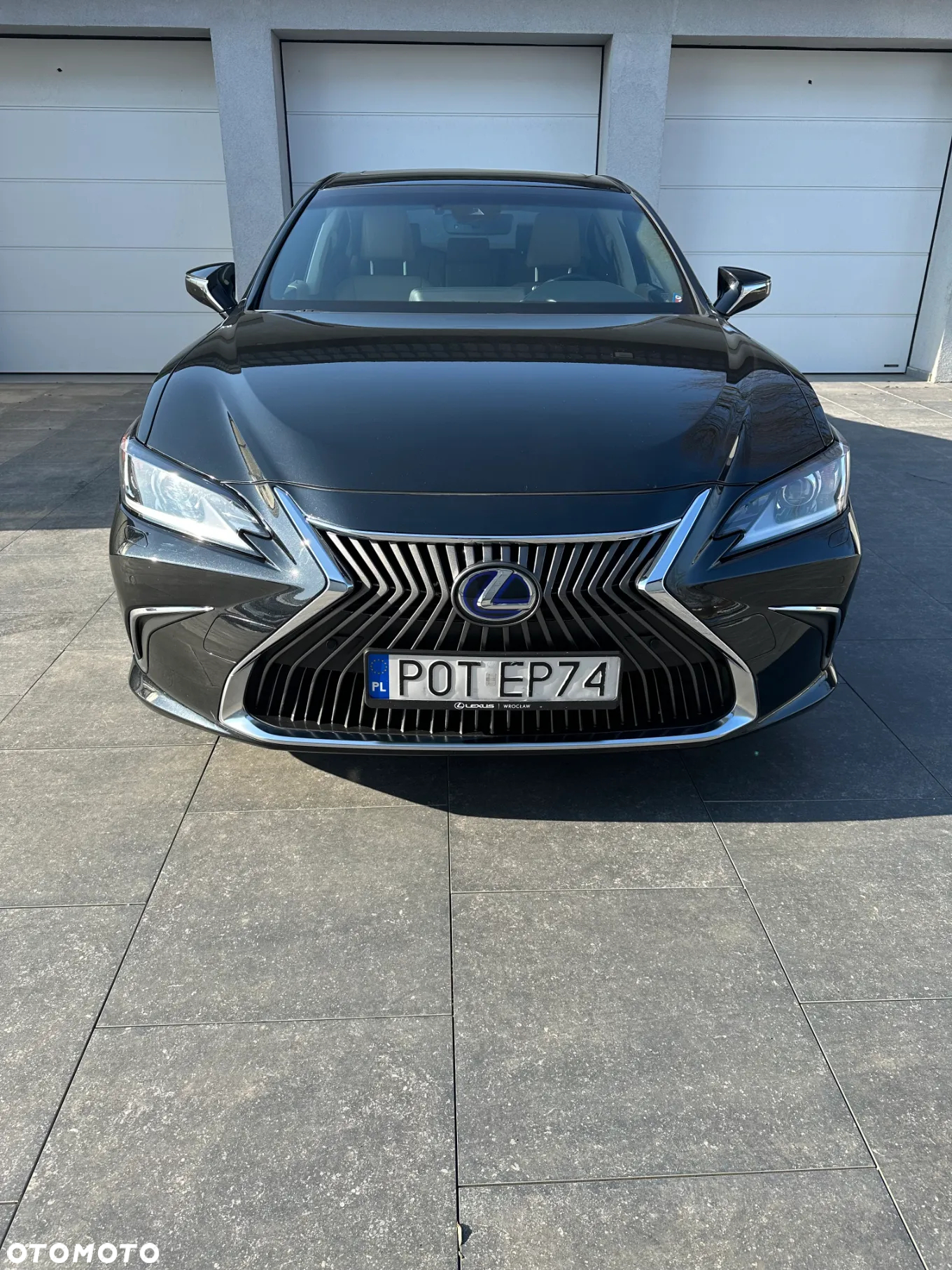 Lexus ES 300h Business Edition + - 7