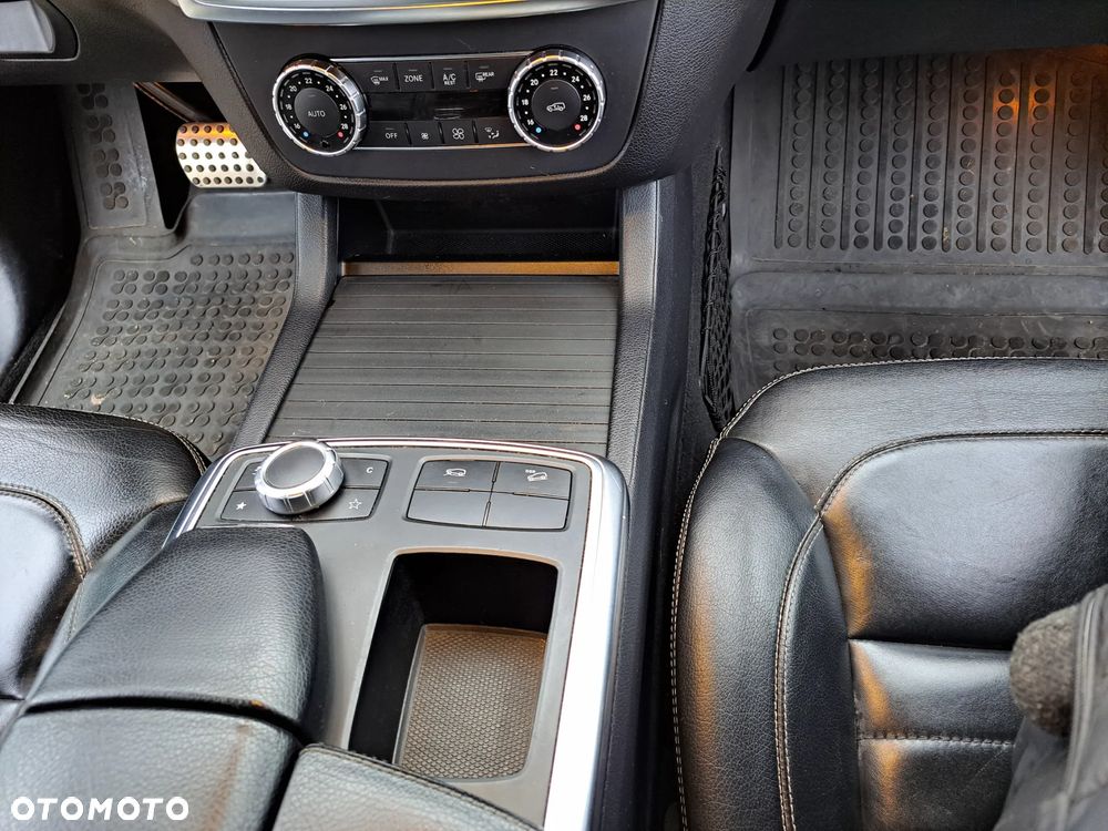 Mercedes-Benz ML 350 BlueTEC 4-Matic - 17