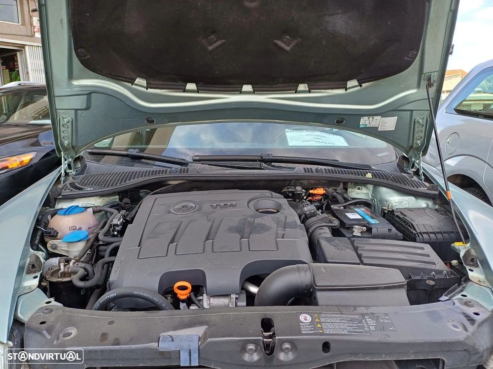 Skoda Octavia Break 1.6 TDi Sportline - 14