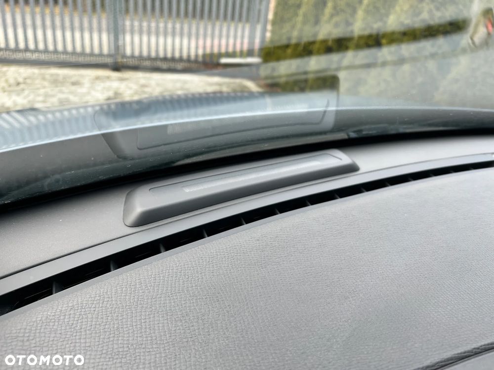 Volvo XC 60 D3 Geartronic Momentum - 24