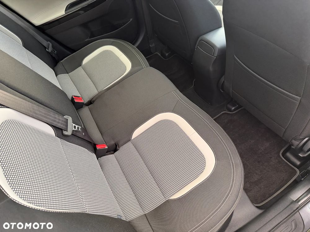 Kia Ceed 1.6 CRDi 136 DCT ISG GT Line - 37