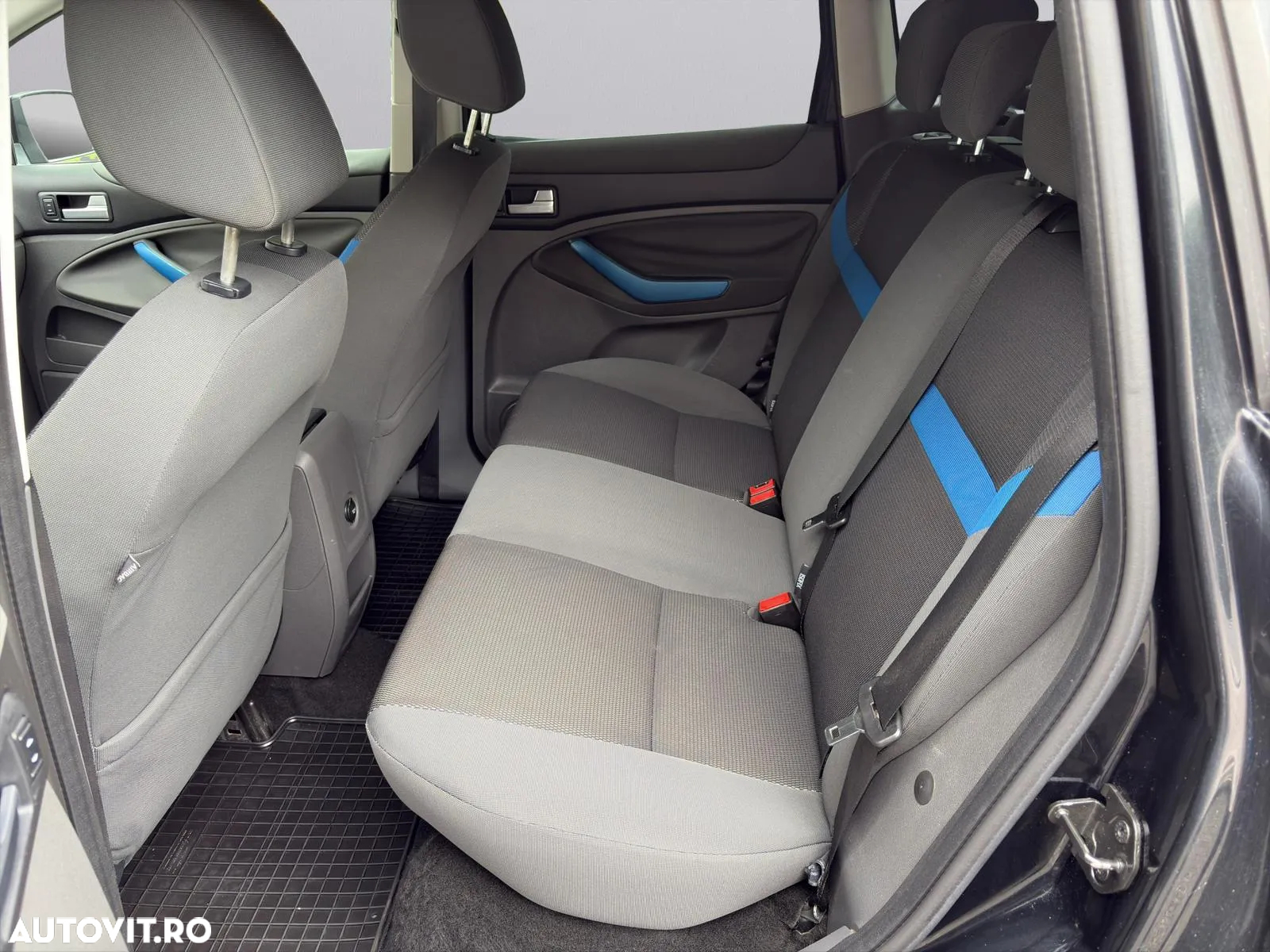 Ford Kuga 2.0L TDCi DPF Trend - 11