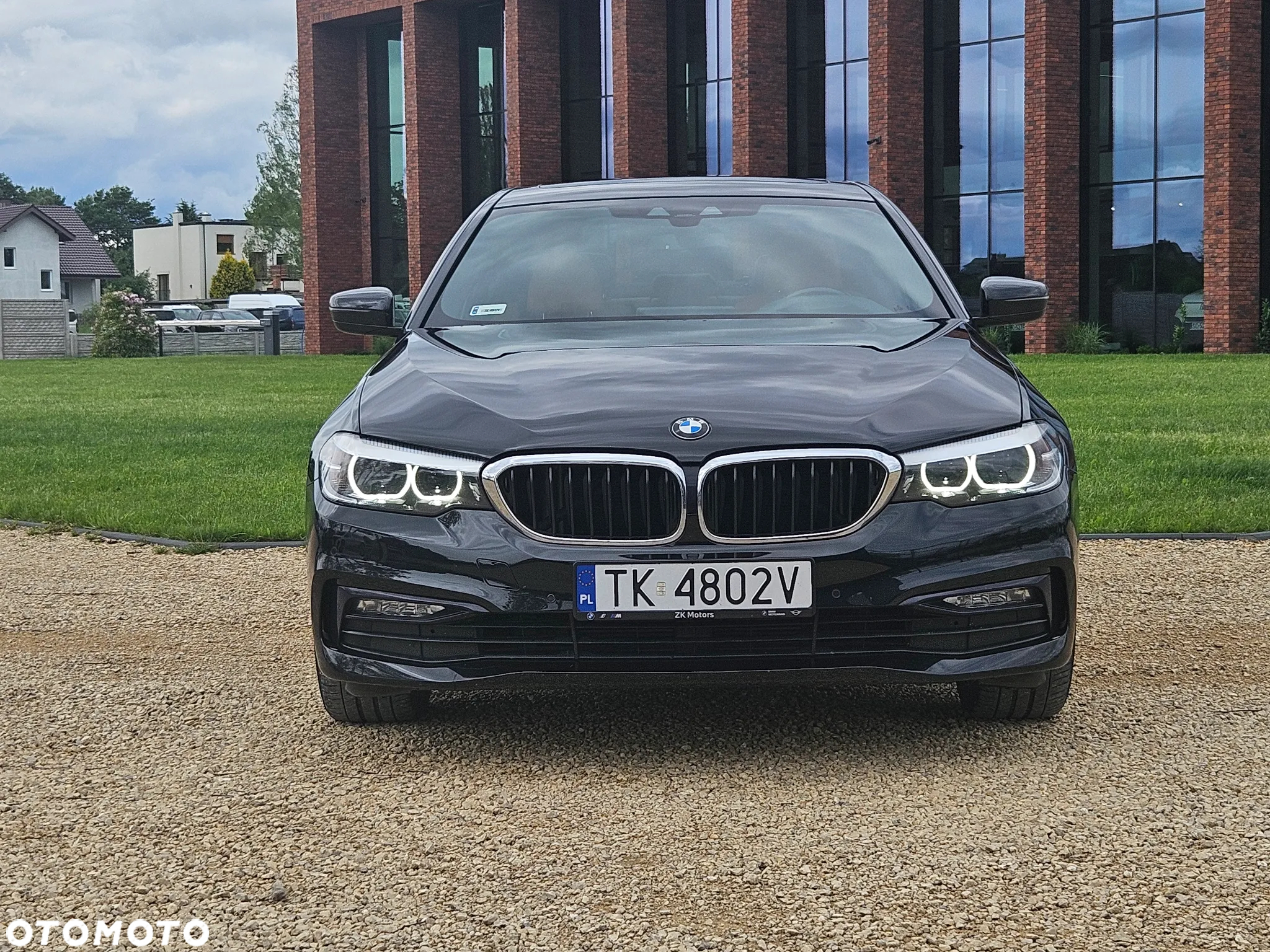 BMW Seria 5 530d xDrive Sport - 4