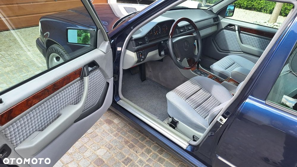 Mercedes-Benz W124 (1984-1993) - 8